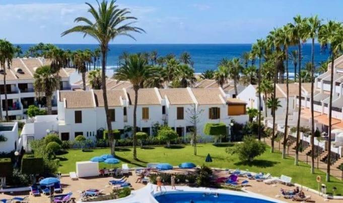 Penthouse Las Americas First Line De Lux 아로나 외부 사진