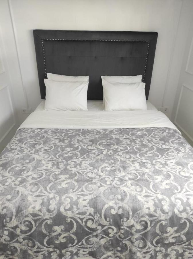 Penthouse Las Americas First Line De Lux 아로나 외부 사진