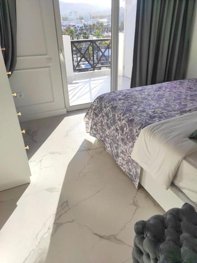 Penthouse Las Americas First Line De Lux 아로나 외부 사진